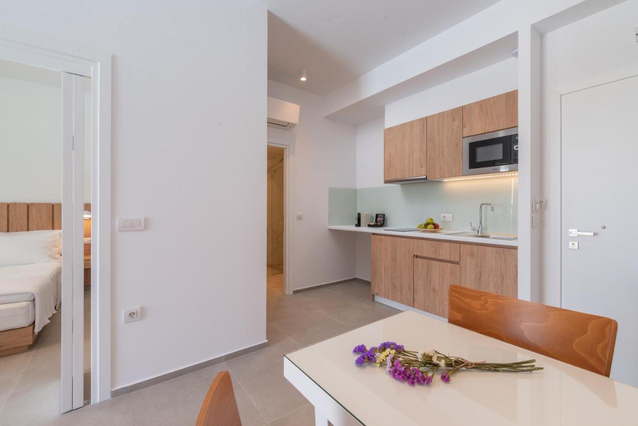 Ninemia Luxury Residence Perdika  Zewnętrze zdjęcie